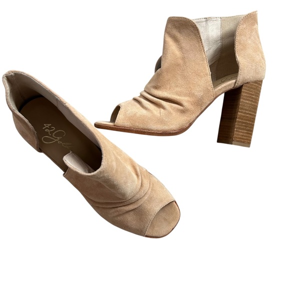 42 GOLD Loyalty Women’s Open Toe Bootie  Leather Suede Wood Heel Natural 8.5 - Picture 1 of 16